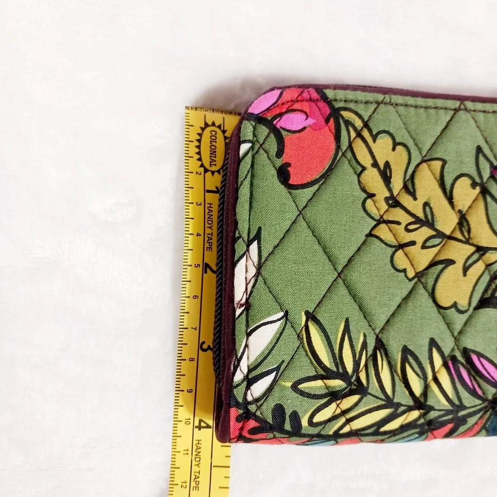NWT Vera Bradley RFID Grab & Go Wristlet, Autumn Leaves, Approx. 7